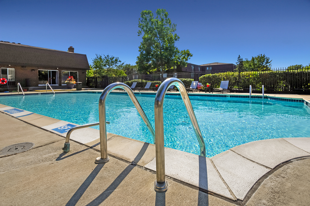 Pool Access For All Residents, Knottingham Apartments, Michigan 48036