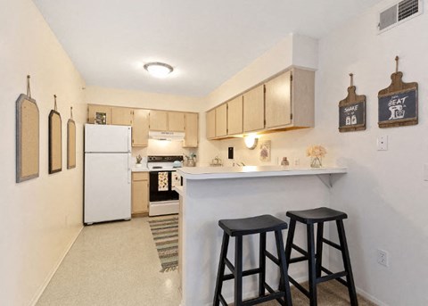 Breakfast Bar Kitchen at Dover Hills Apartments Kalamazoo MI