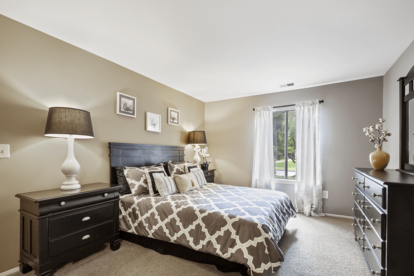 Large Two Bedroom Large Two Bedroom Apartment in Southfield MI - Photo Gallery