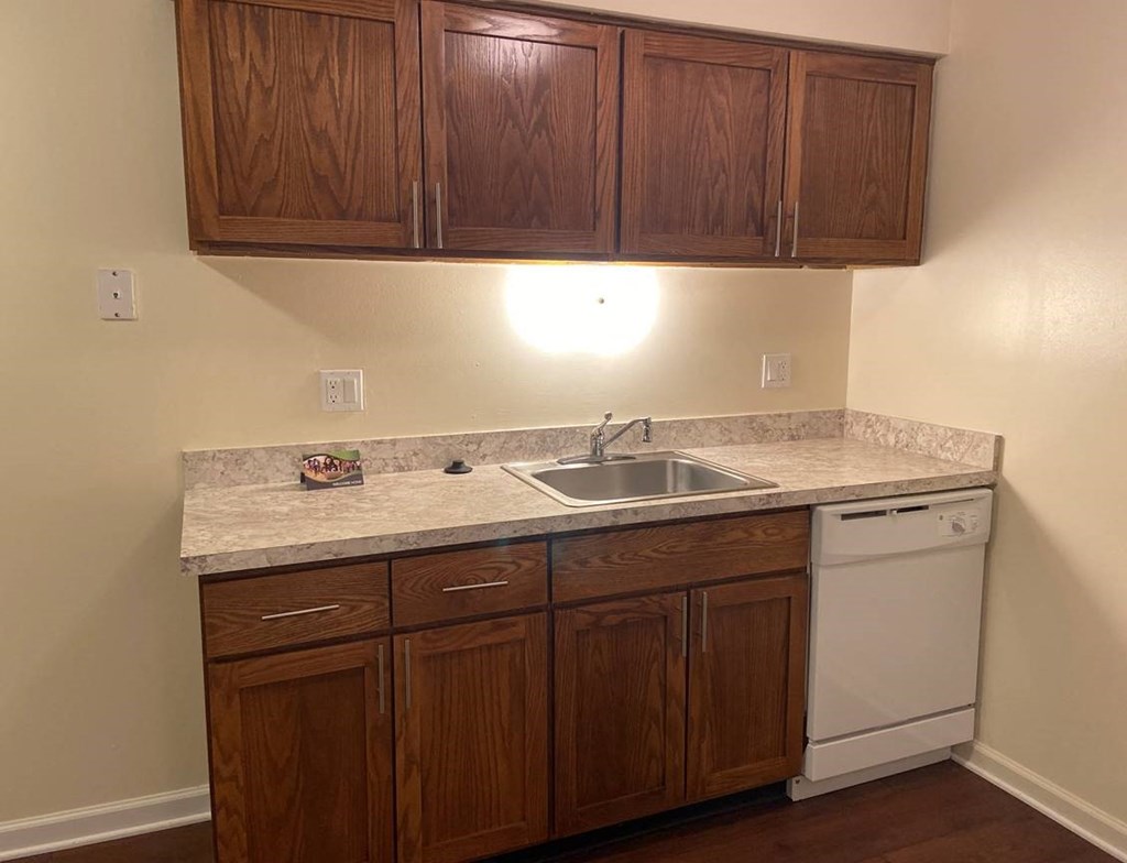 Mid-grade Upgrade at Lakeside Village Apartments Clinton Township MI, 48038