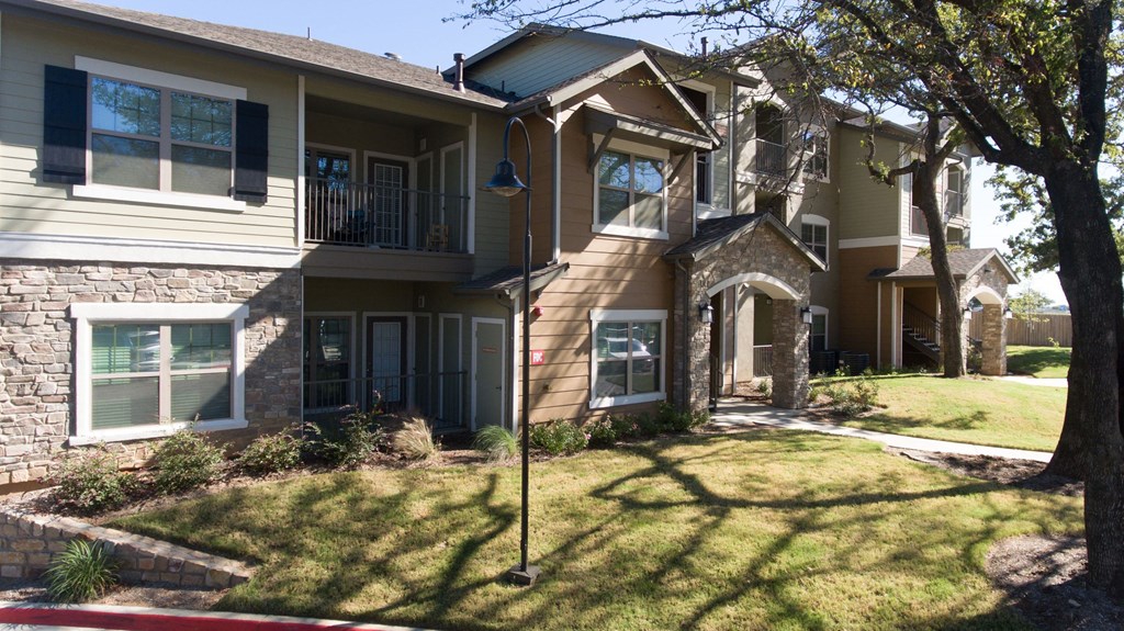 Exterior View at Ten 06 at Joshua Station Apartments, Joshua, 76058