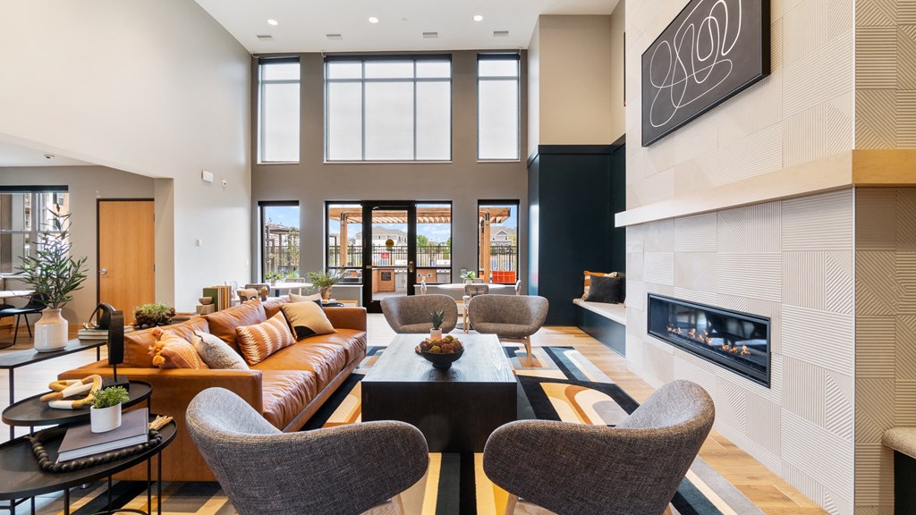 Clubroomat Orville Commons, Woodbury