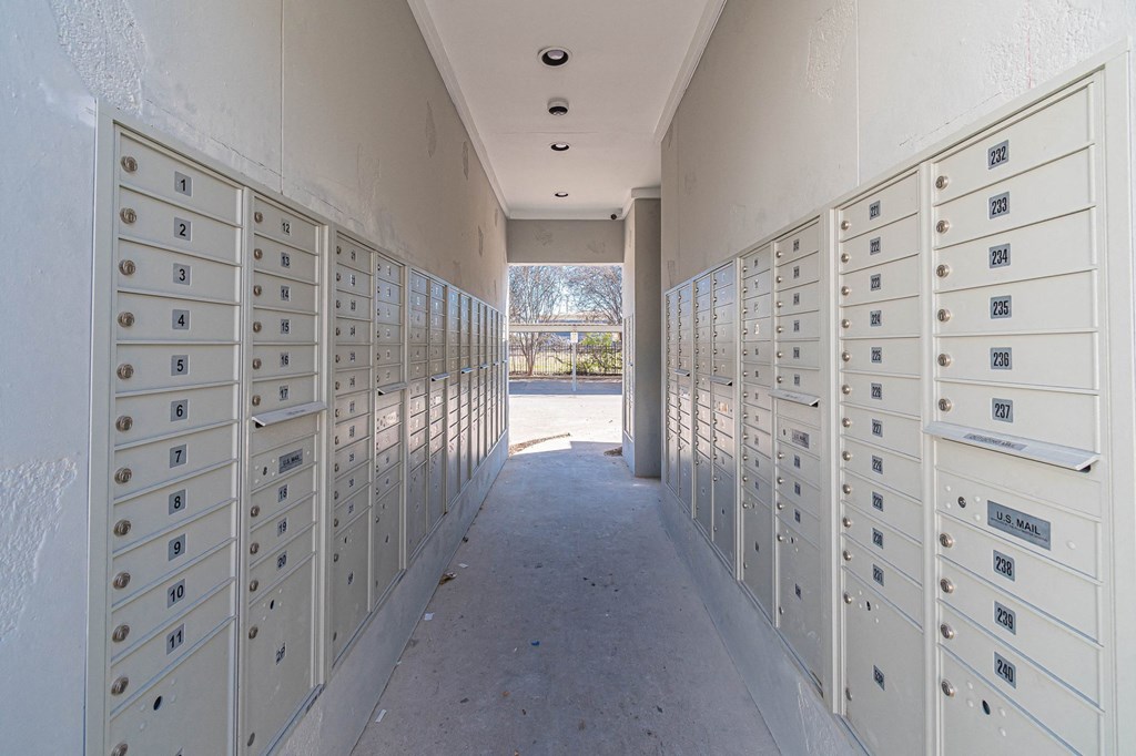 Dominium - Capitol Crossing - Mail 1 - WEB