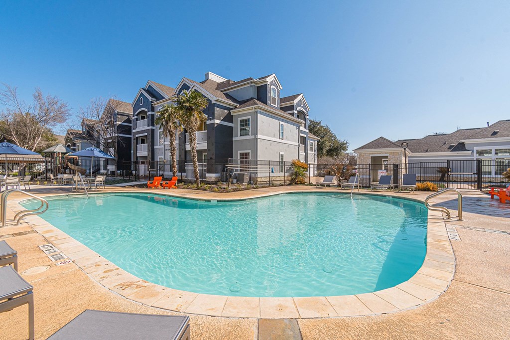 Dominium - Capitol Crossing - Pool 3 - WEB