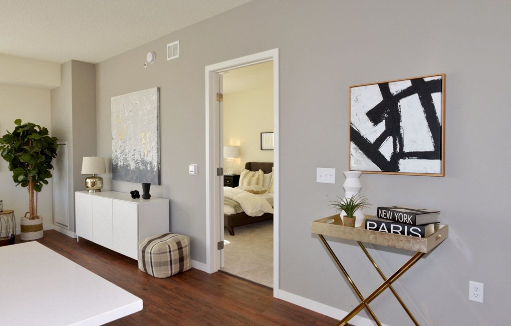 Living room at 1500 Nicollet Apartment Homes, Minnesota, 55403