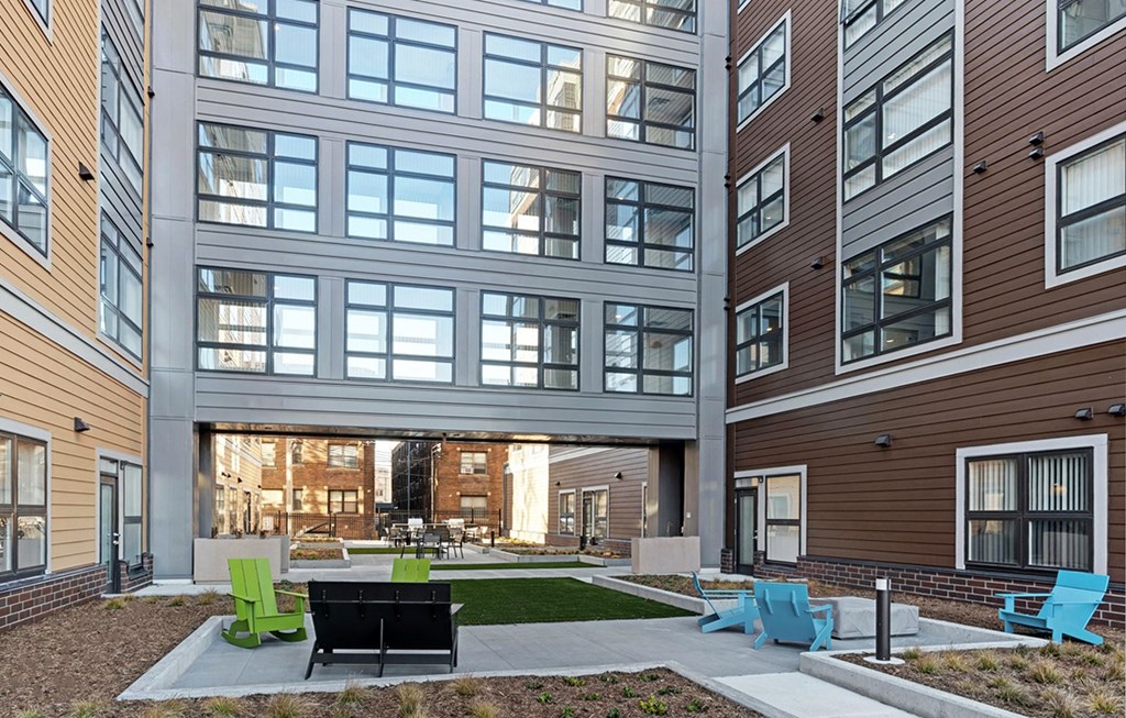 Courtyard at 1500 Nicollet Apartment Homes, Minneapolis, Minnesota
