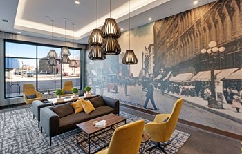 Dominium_1500 Nicollet_Sitting Area - Photo Gallery 5
