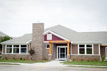 1502 Michigan Place_Exterior - Photo Gallery 3