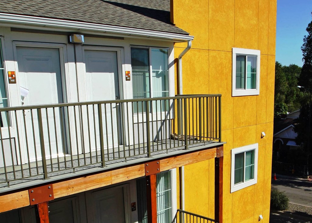 1601 Colorado Apartments