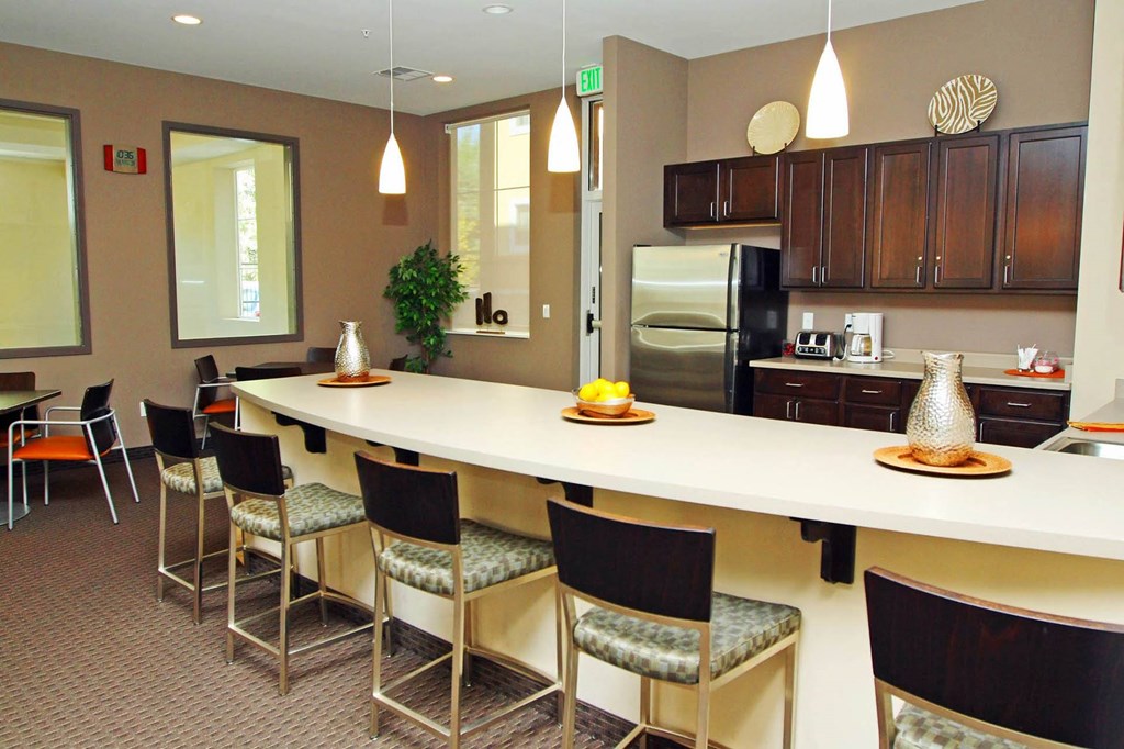 1601 Colorado Apartments