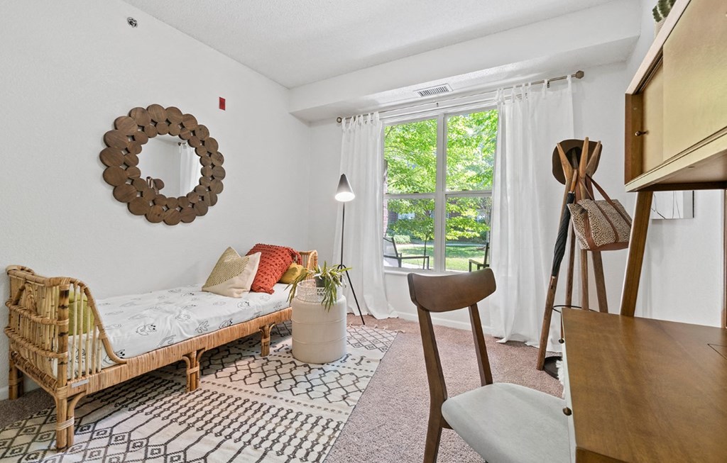 Dominium-808 Berry-Model Bedroom