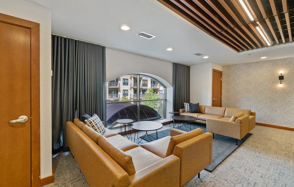 Dominium-808 Berry-Co-Working Space