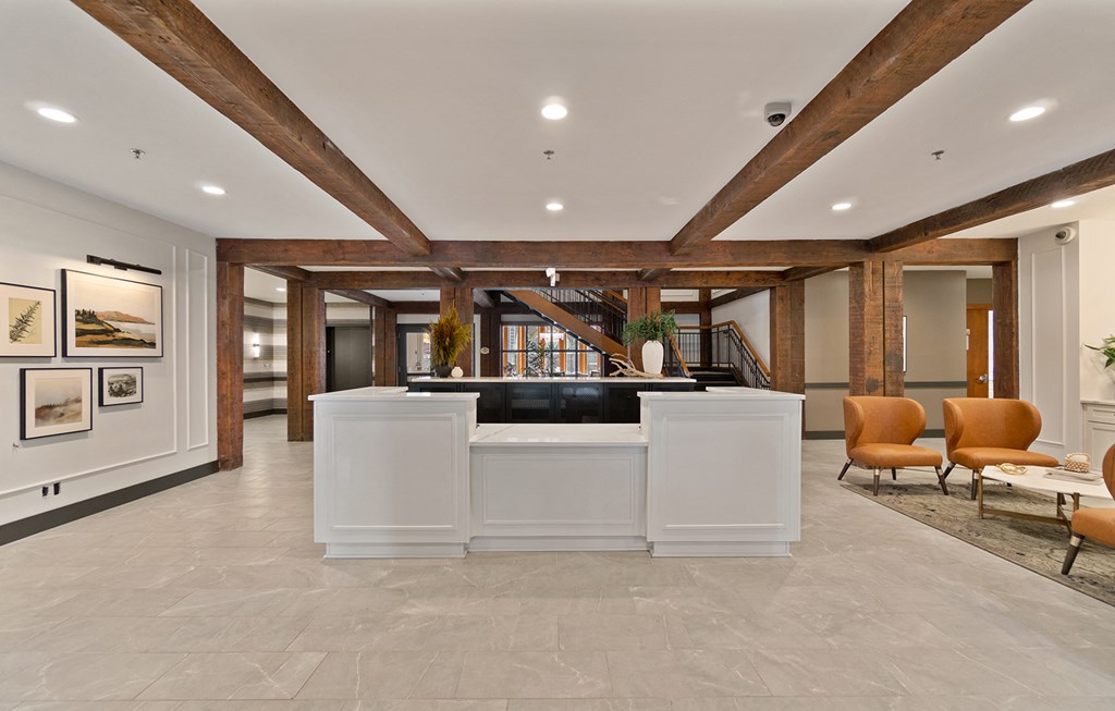 Dominium-808 Berry-Lobby