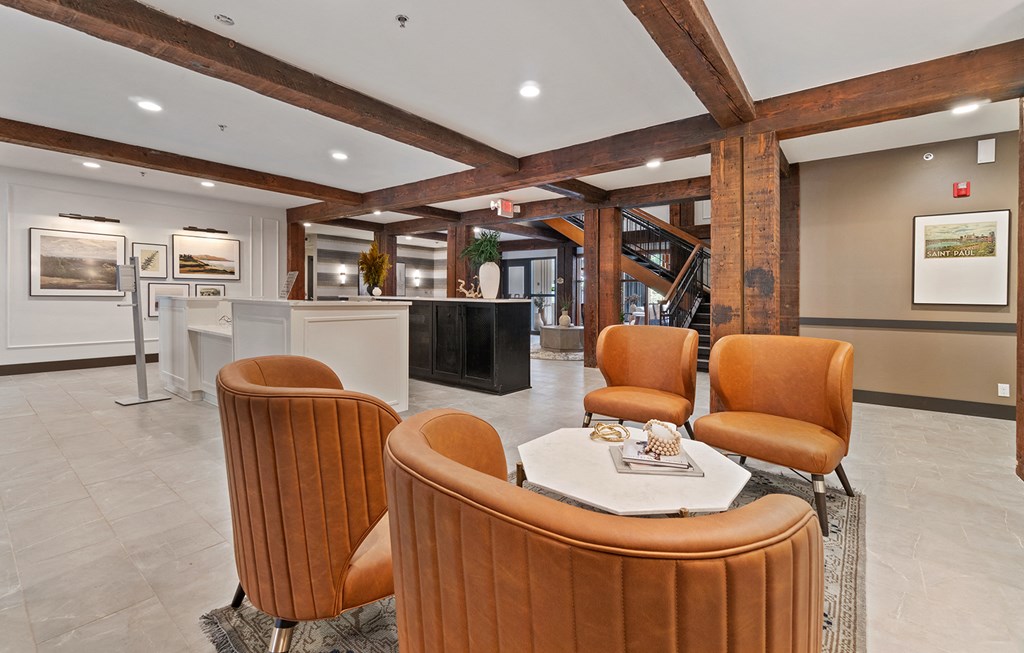 Dominium-808 Berry-Lobby