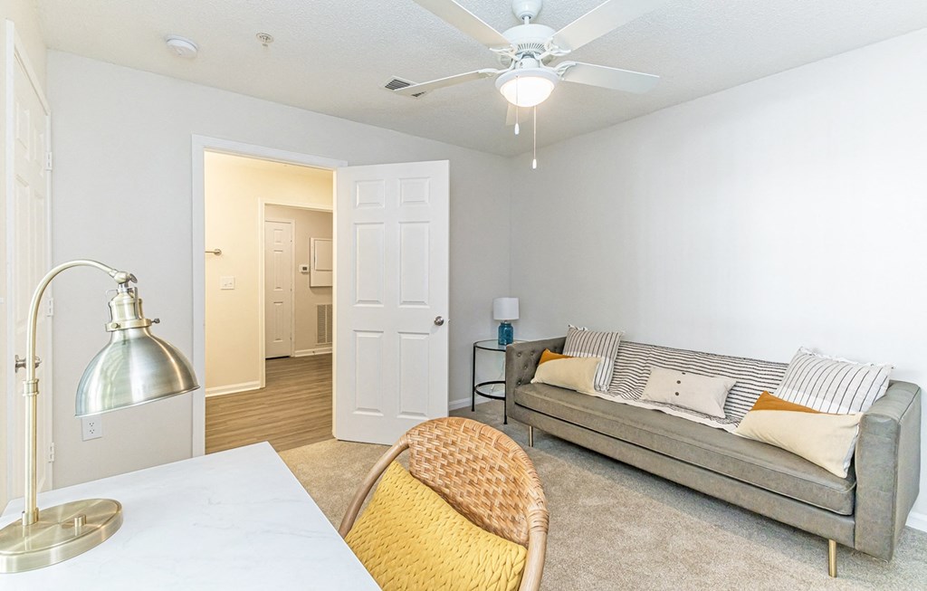 Dominium-Alexander at Stonecrest-Model Bedroom