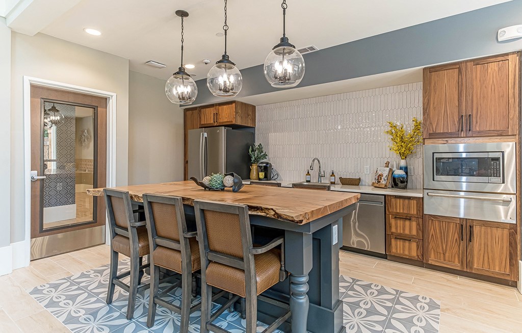 Dominium-Ashlynn Ridge-Community Kitchen