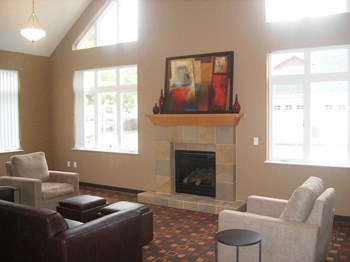 Blooming Glen_Community Room - Photo Gallery 3