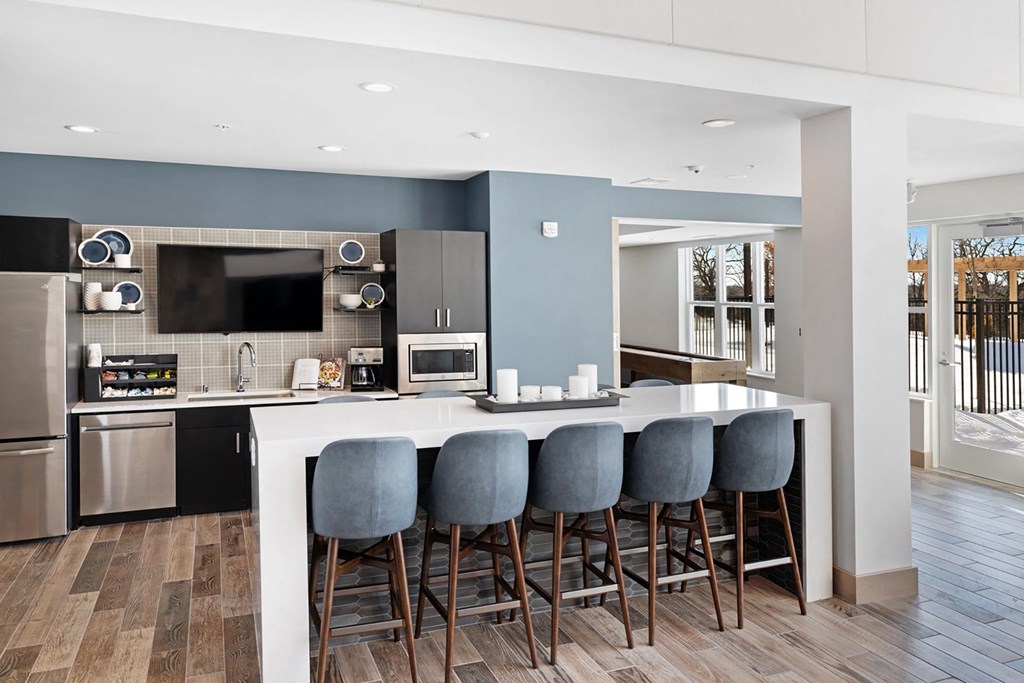 Community Kitchen at The Bluffs at Liberty Glen, St. Cloud