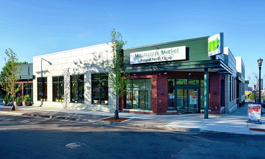 Dominium-Cambric-Mississippi Market - Photo Gallery