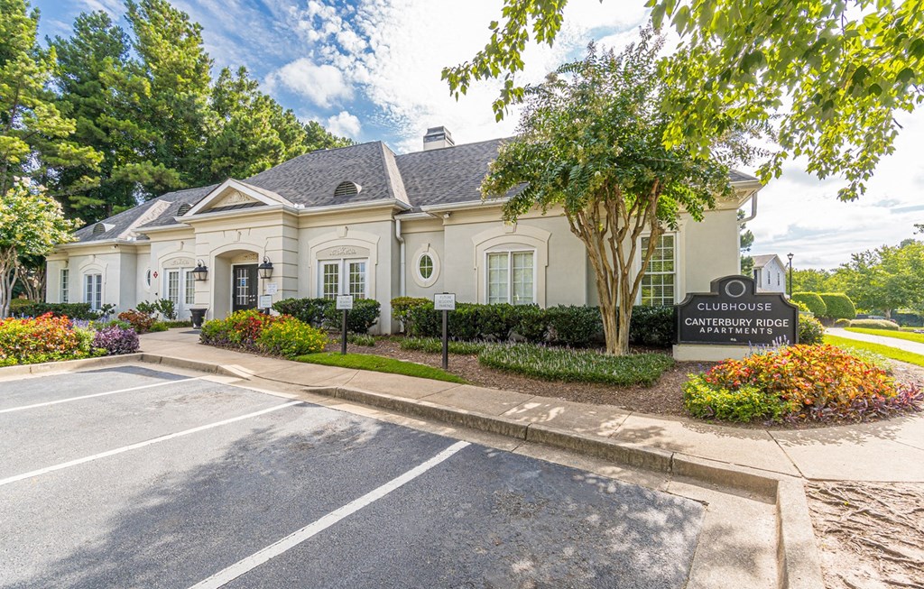 Clubhouse at Canterbury Ridge, Canton