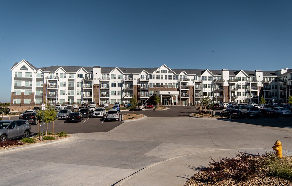 Dominium-Centennial Crossings-Exterior