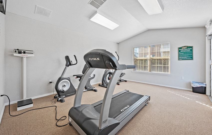 Dominium-Chapel Ridge of Gallatin-Fitness Center - Photo Gallery
