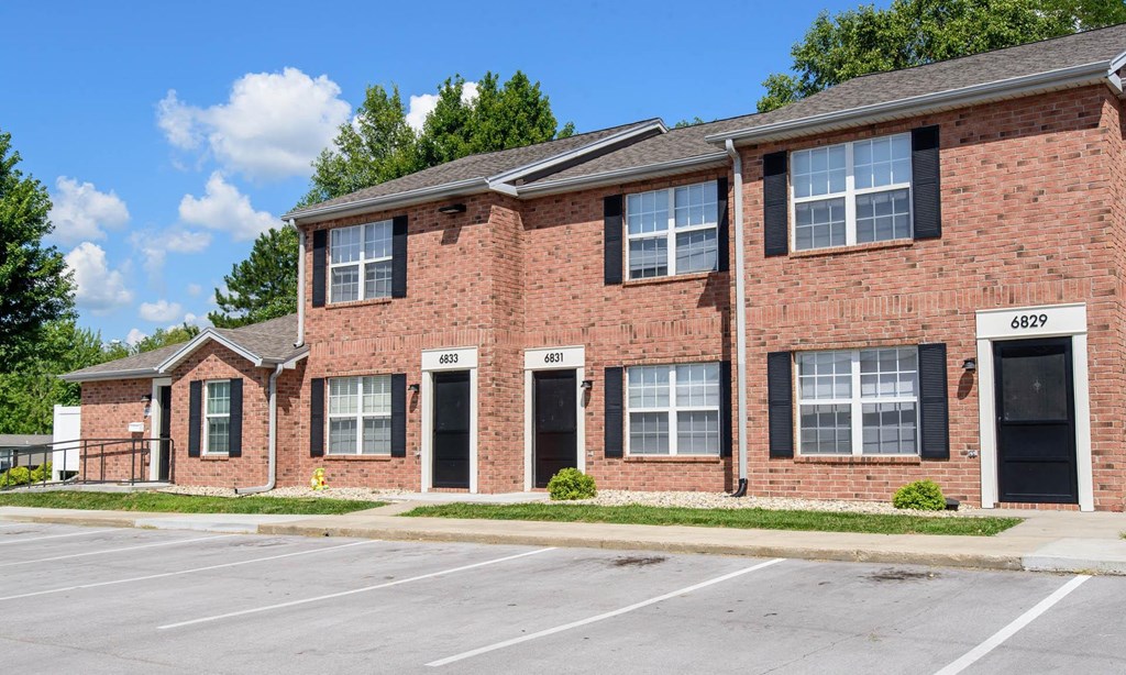 Exterior at The Bluffs at Cherry Hills, Omaha, NE 68122