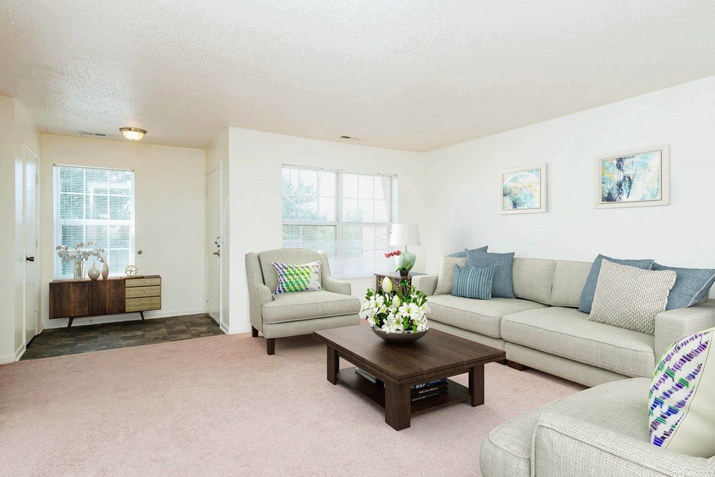 Modern Living Room at The Bluffs at Cherry Hills, Omaha 