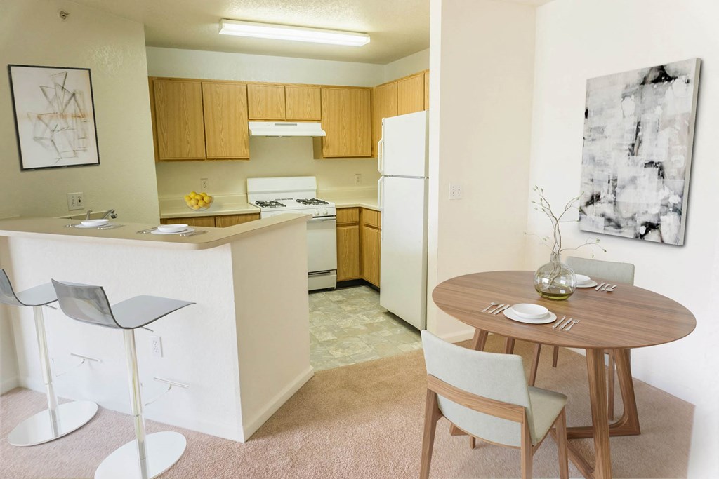 Cortland Estates_Model Apartment Dining Room