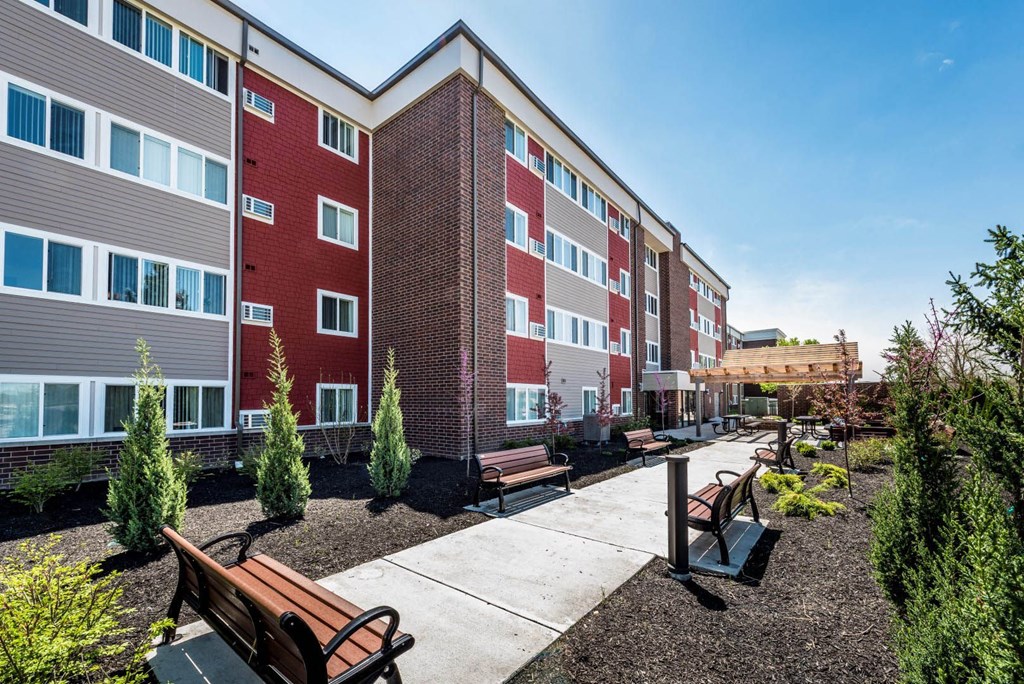 Courtyard_Apartment Exterior