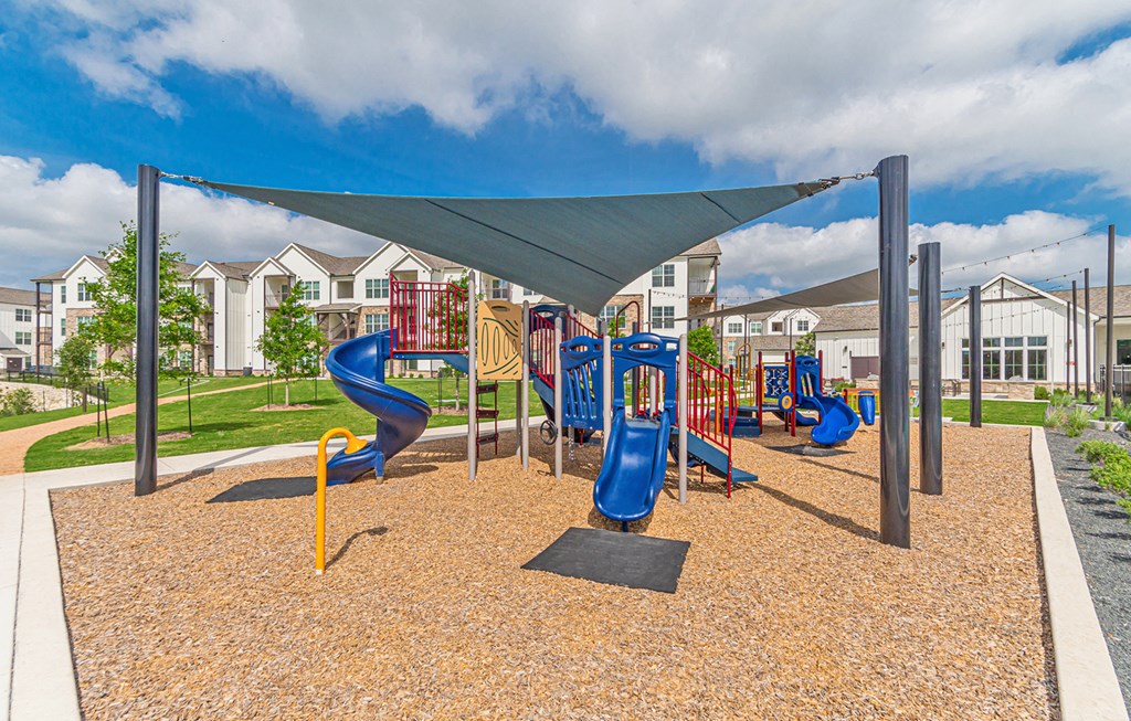 Dominium-Crossroad Commons-Playground at Crossroad Commons, Texas