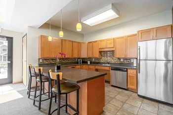 Crosswinds_Community Kitchen - Photo Gallery 3