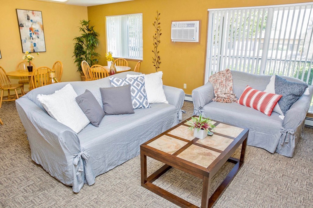 Dove Tree_Community Room