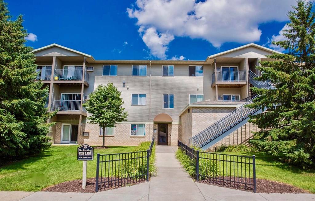 Dove Tree_Community Exterior