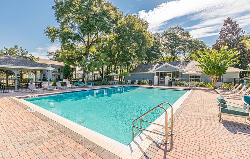 Dominium-Enclave at Pine Oaks-Pool - Photo Gallery