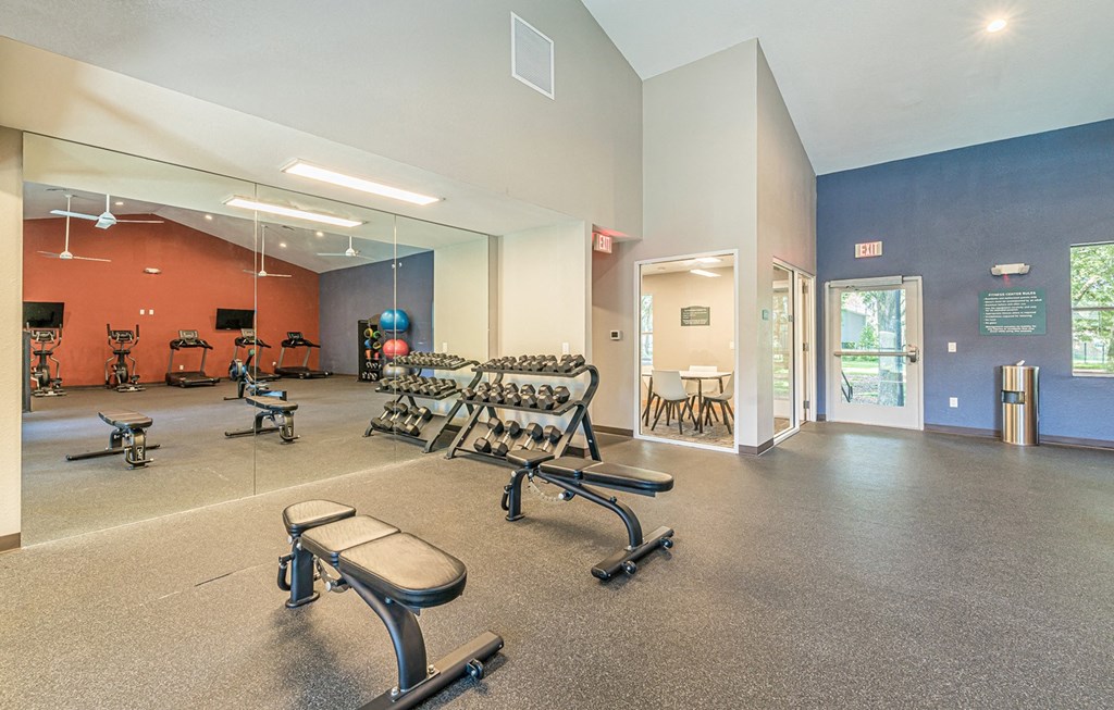 Dominium-Enclave at Pine Oaks-Fitness Center