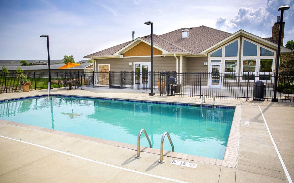 Pool at The Villages at Essex Park, Rochester Minnesota