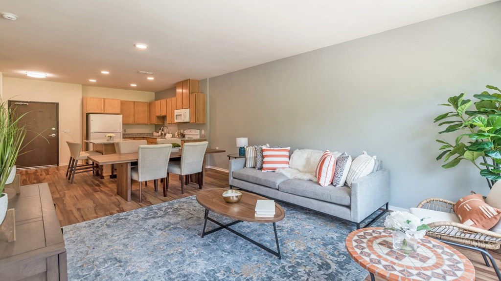 Dominium-EstrellaSprings-Dominium_The Meridian_7 - Kitchen - Covington Crossings