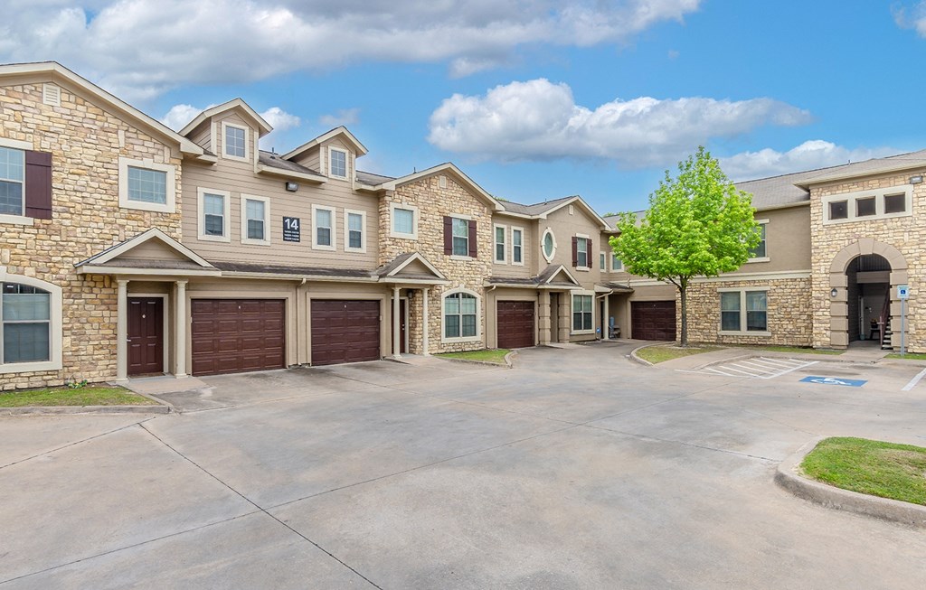 Exterior at Five Mile Creek, Dallas