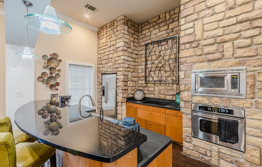 Community Kitchen at Five Mile Creek, Dallas Texas