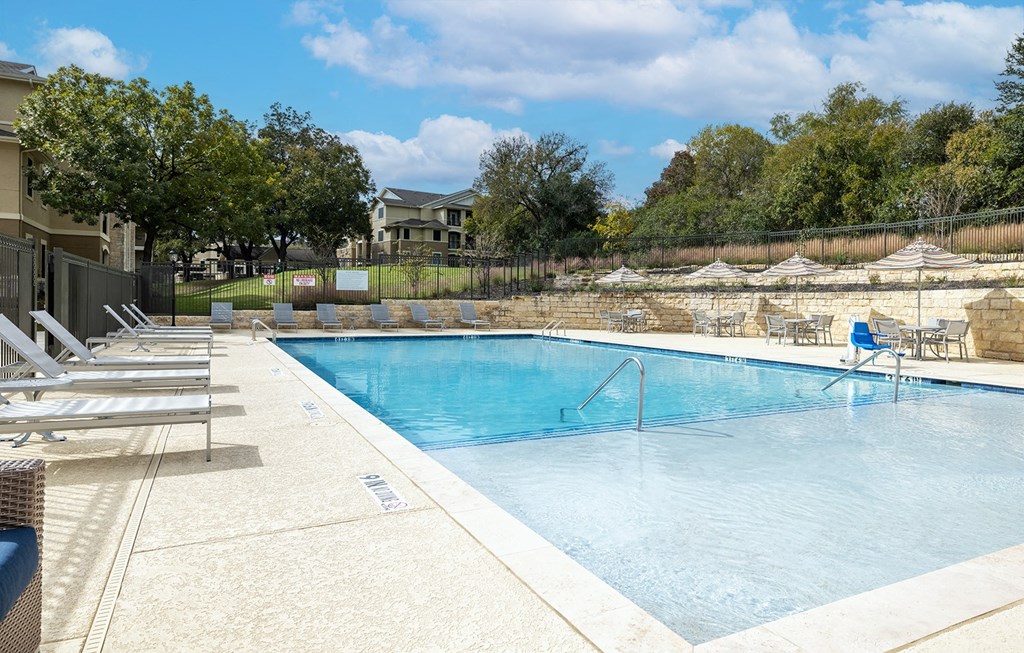 Dominium-Franklin Park-Pool