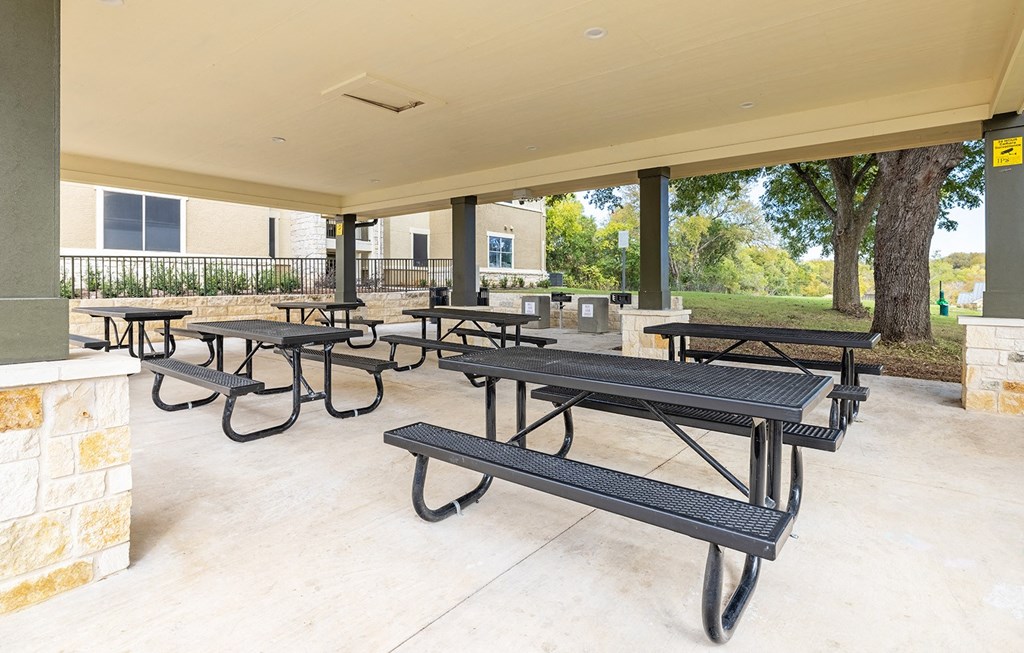 Dominium-Franklin Park-Picnic Area