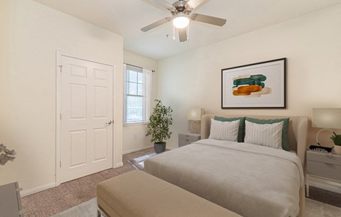 Dominium-Franklin Park-Bedroom