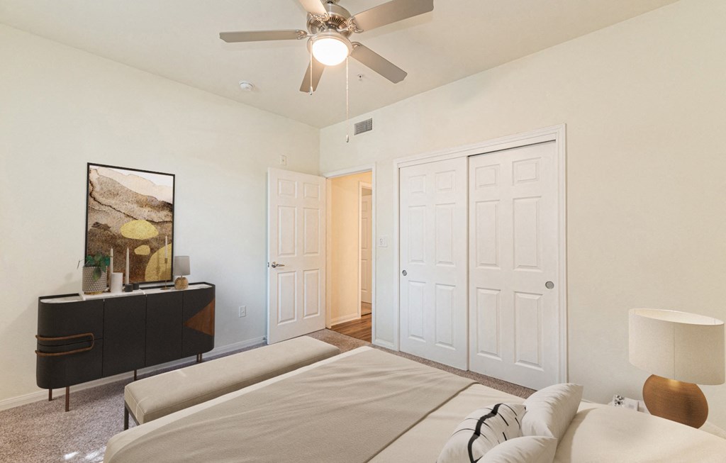 Dominium-Franklin Park-Bedroom