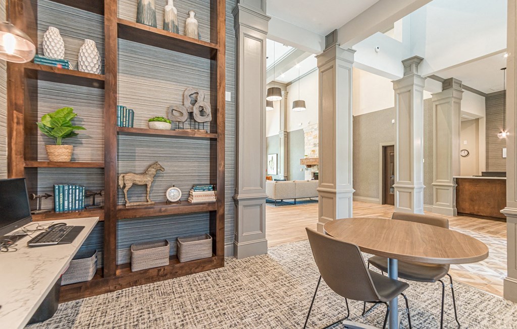 Dominium-Franklin Park-Business Center