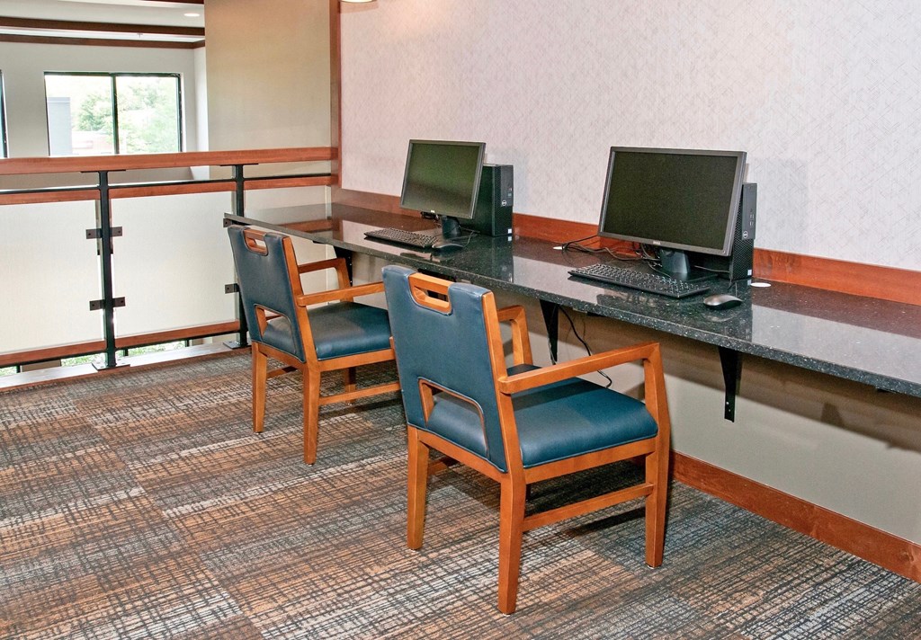 Dominium-Grainwood Senior-Computer Center