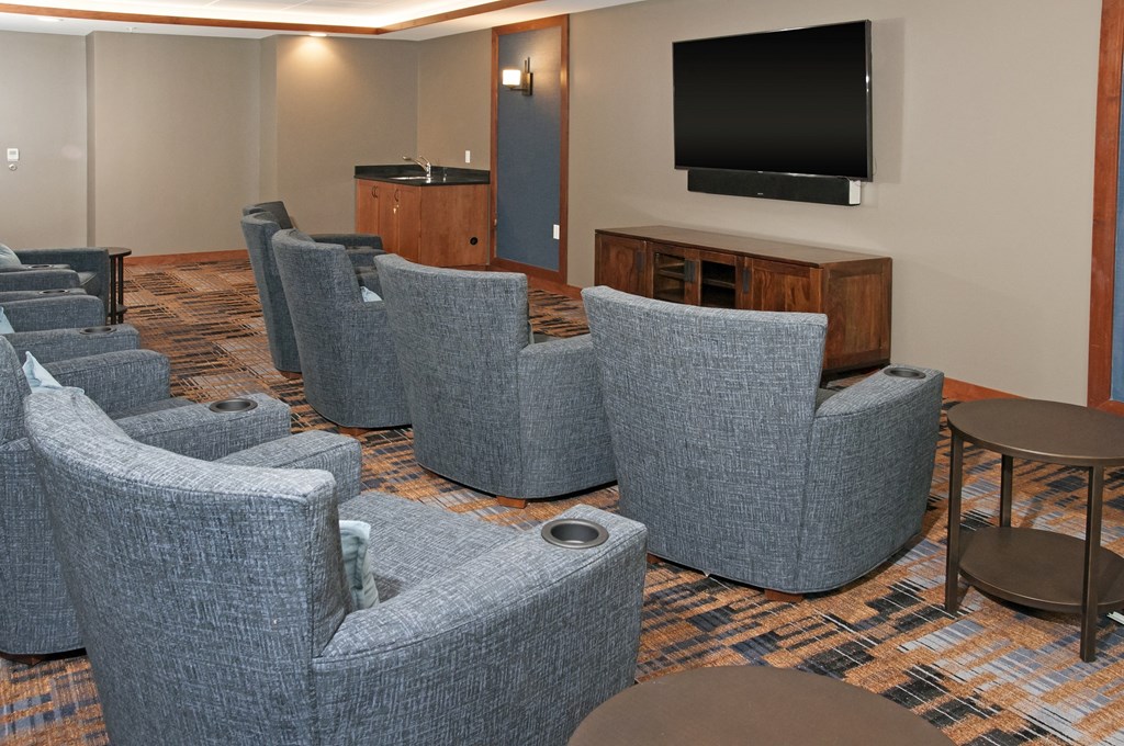 Dominium-Grainwood Senior-Theater