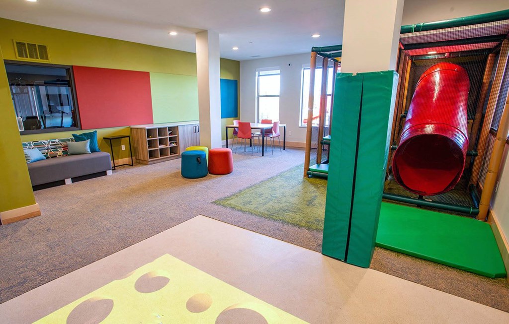 Grand Central Flats_Play Room