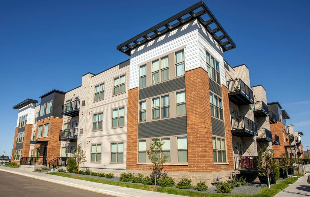 Grand Central Flats_Exterior