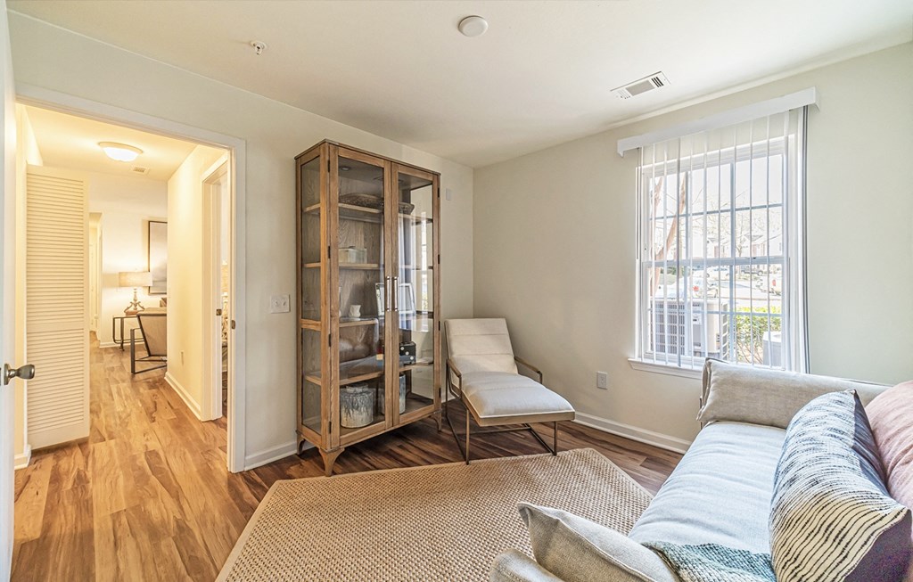 Dominium-Groves of Lawrenceville-Bedroom